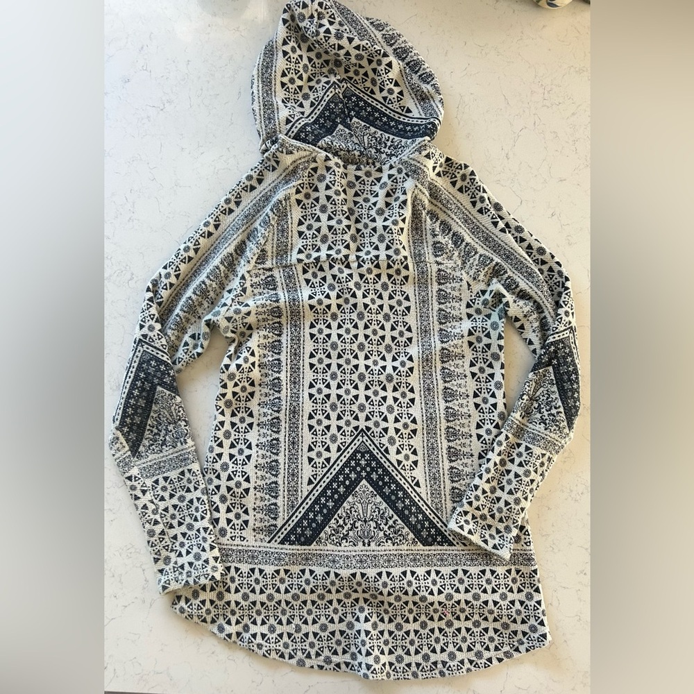 Anama Navy Blue & White Geometric Print High Low Hem Zip Up Hoodie - Picture 8 of 16
